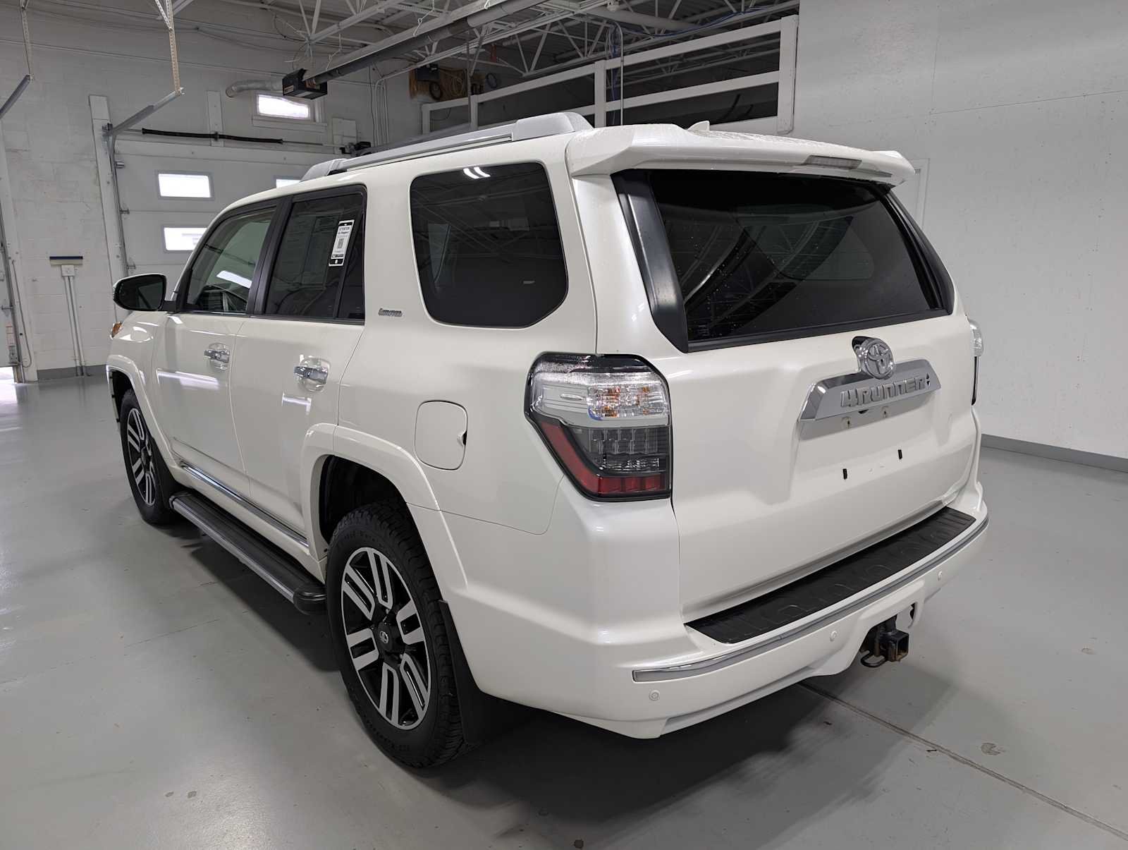 Used 2022 Blizzard Pearl Toyota Limited image 9