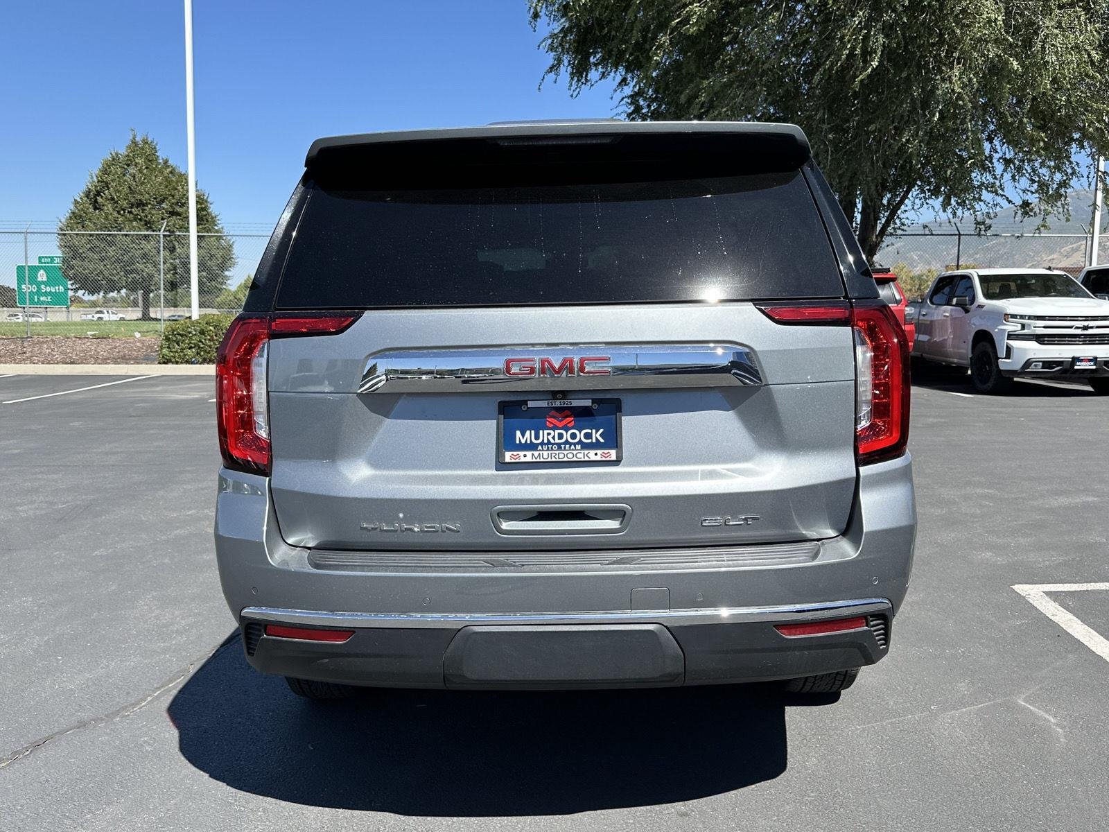 2023 GMC Yukon SLT - Photo 16