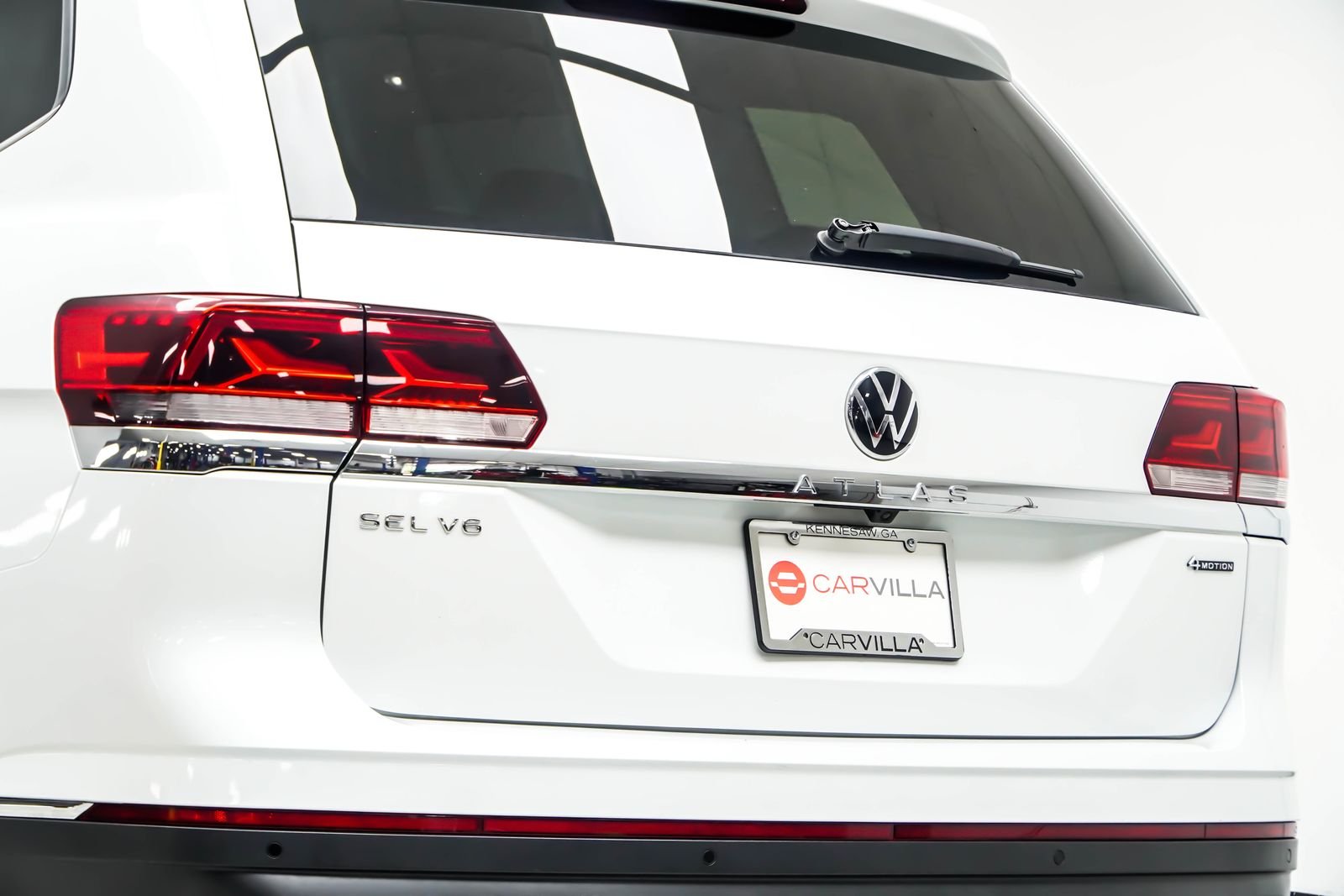 Used 2023 White Volkswagen SEL image 15