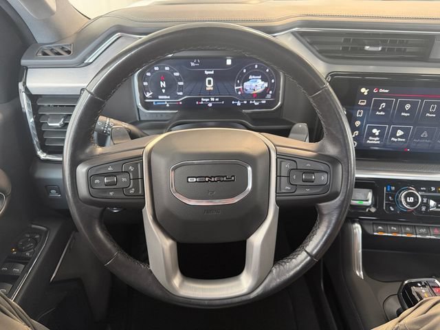 Used 2023 WHITE FROST TRICOAT GMC Denali image 22