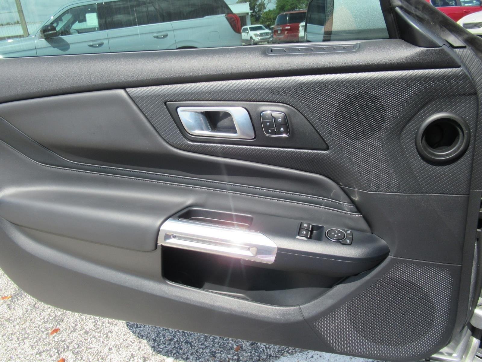 2025 Ford Mustang GT Premium Fastback - Photo 16