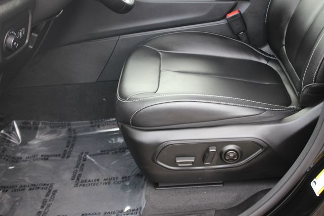 Used 2023 Black Jeep Limited image 23