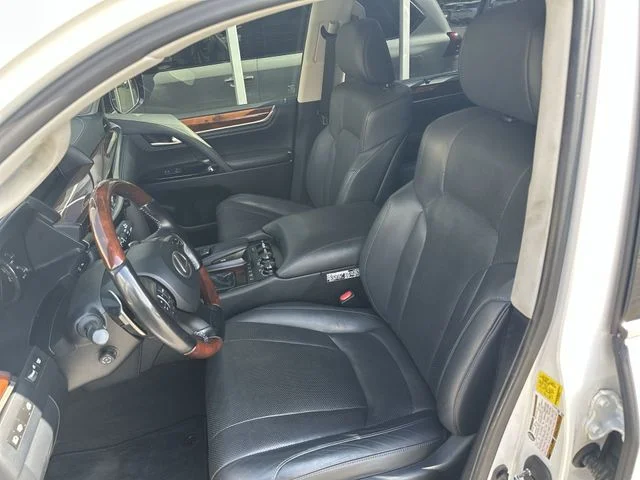 Used 2021 White Lexus 570 image 12