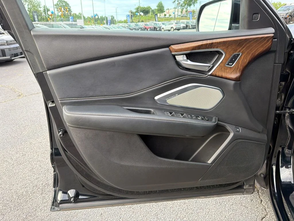 Used 2020 Black Acura Advance Package image 10
