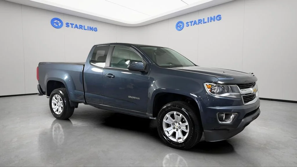 Used 2019 SHADOW GRAY METALLIC Chevrolet 2WD LT image 13