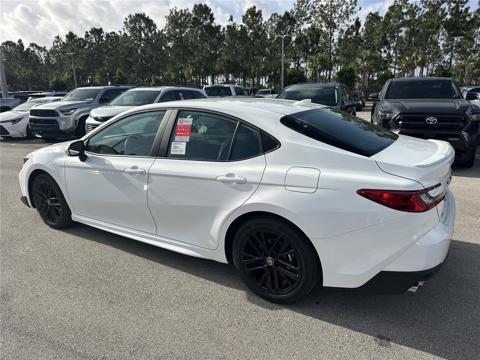 View vehicle photo 6