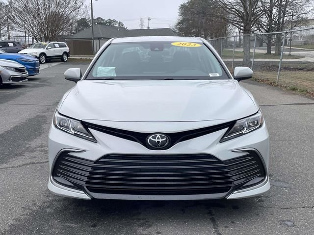 2023 Toyota Camry LE - Photo 2