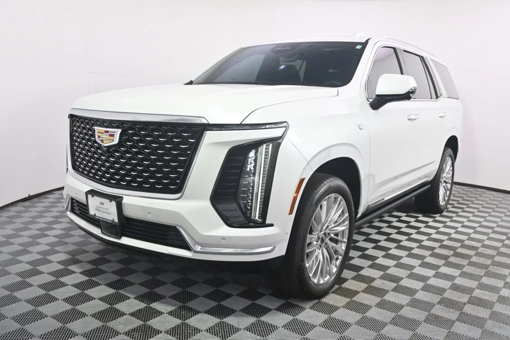 Used 2025 Crystal White Tricoat Cadillac Premium Luxury image 1