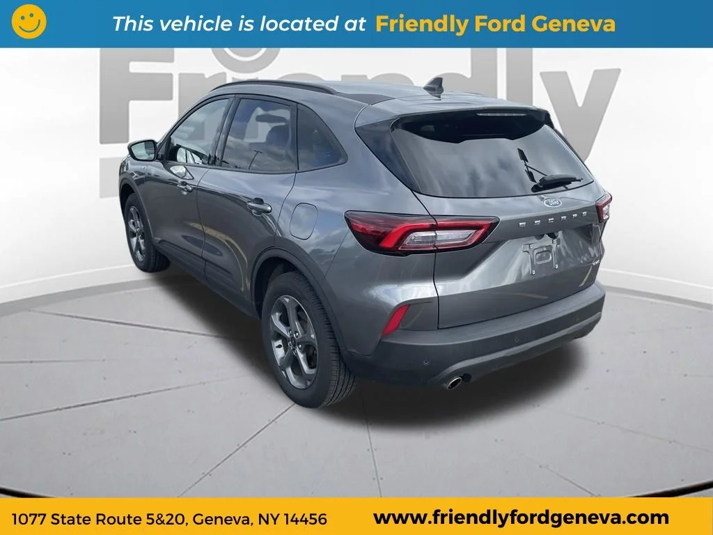 Used 2025 Carbonized Gray Metallic Ford ST-Line image 7