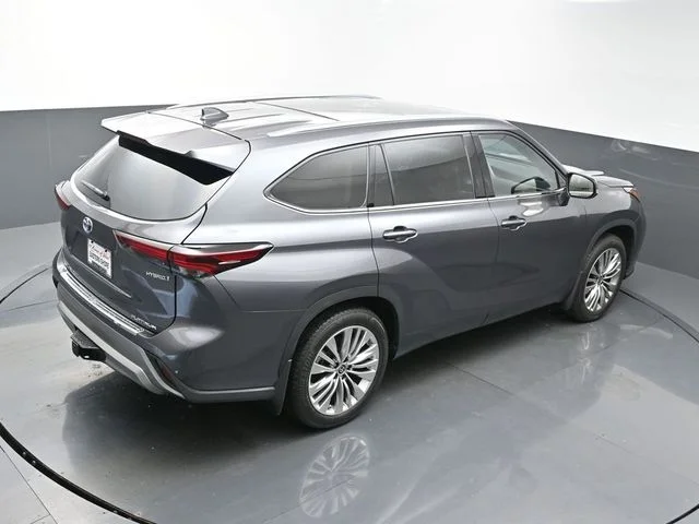 Used 2024 Gray Toyota Platinum image 47