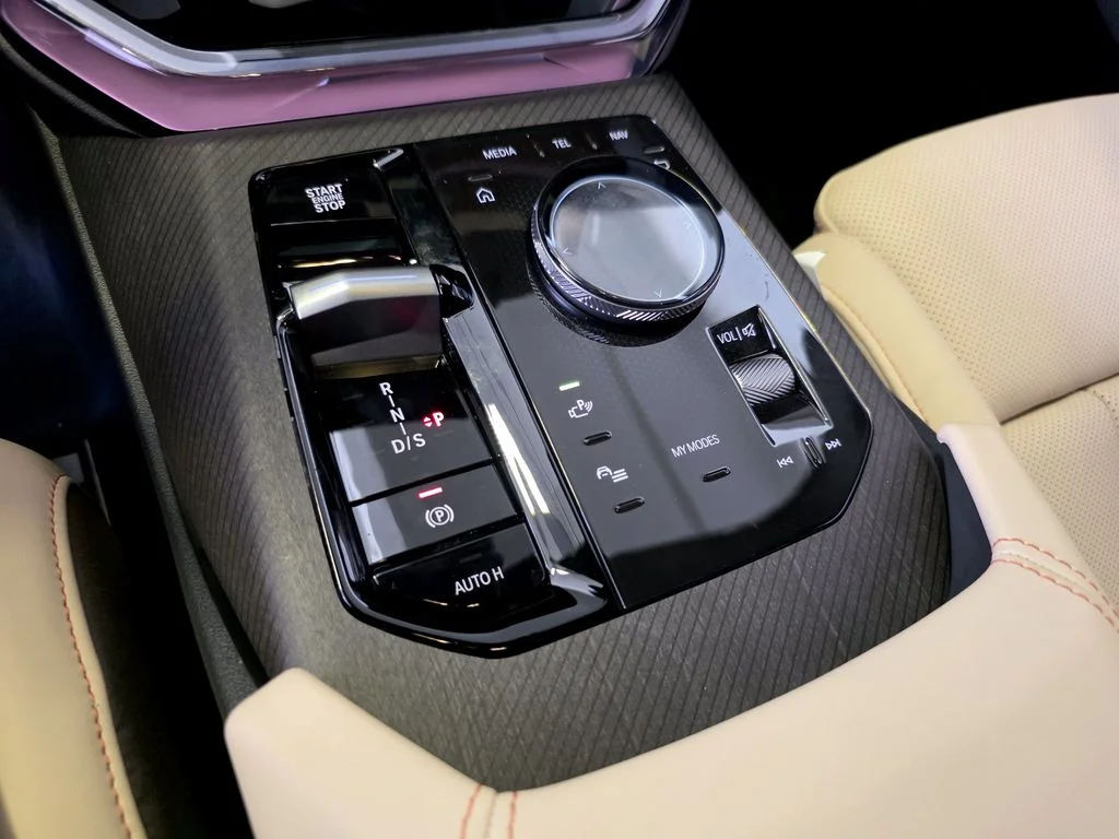 Used 2026 Beige BMW 30 xDrive image 19