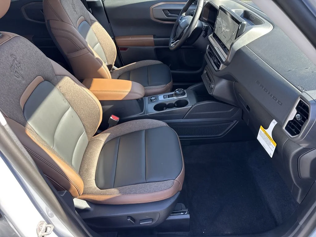 New 2026 Space White Metallic Ford Outer Banks® image 13