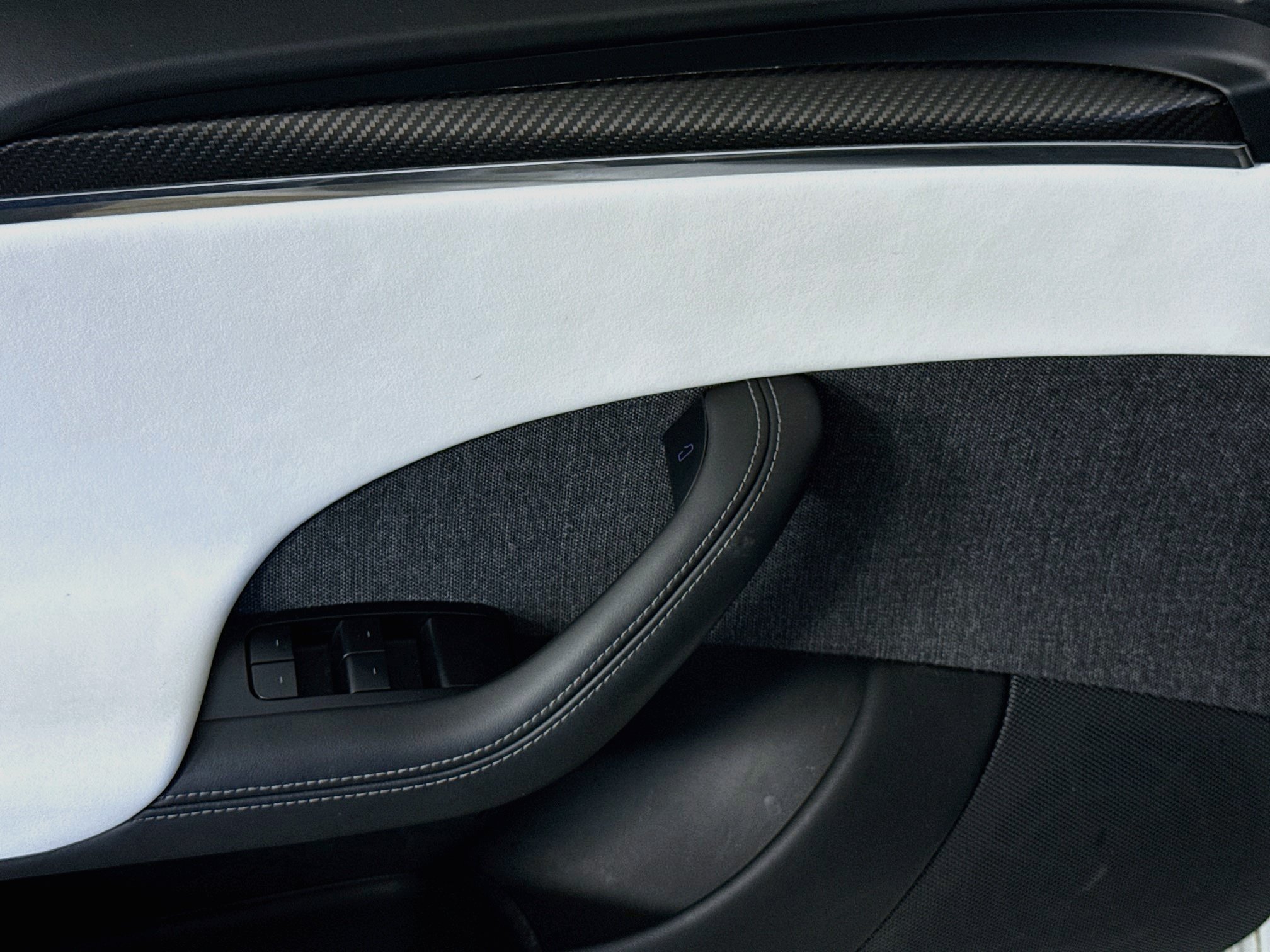 Used 2022  Tesla Plaid image 20
