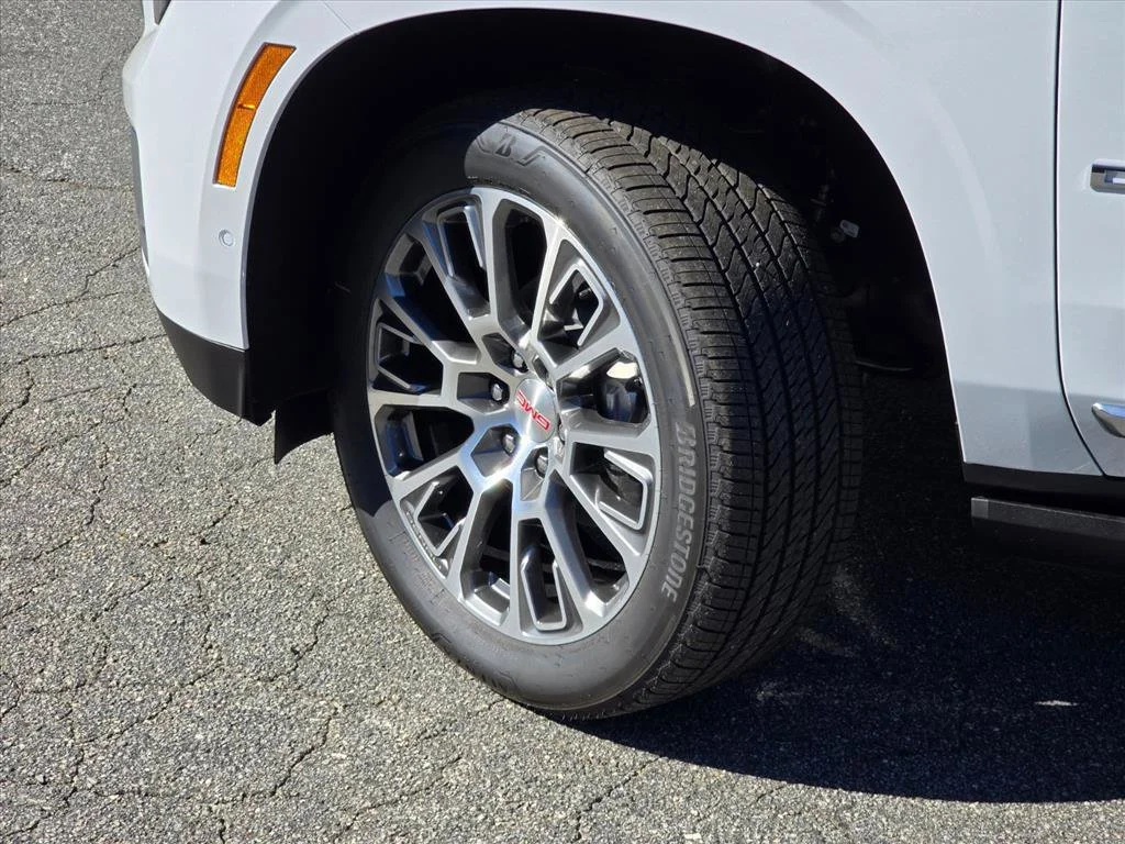 New 2027 Glacier White Tricoat GMC Denali image 22