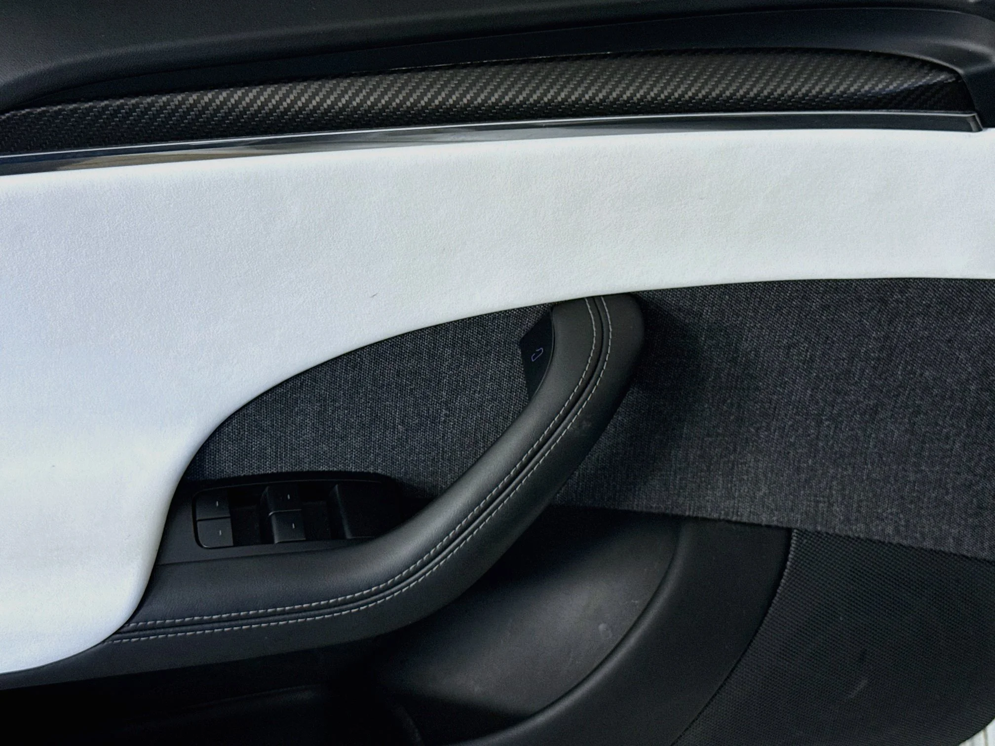 Used 2022  Tesla Plaid image 20