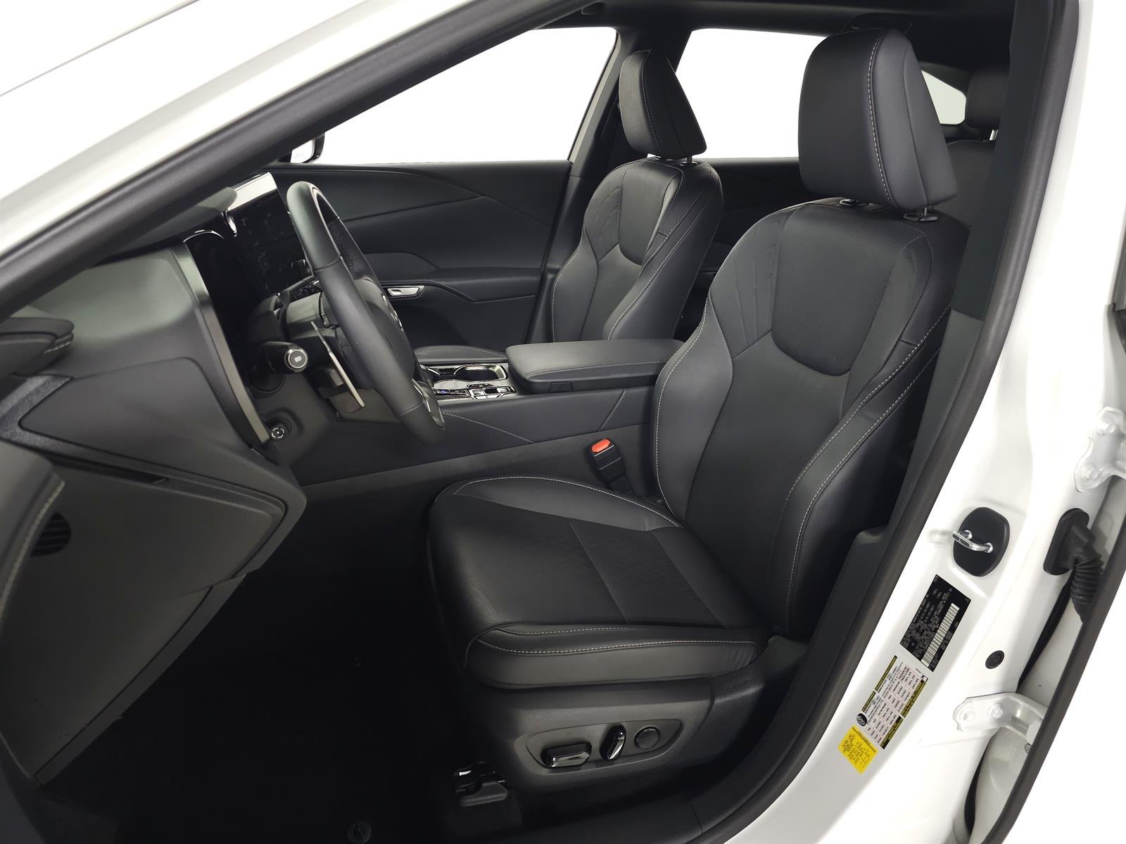 Certified Used 2026 White Lexus PREMIUM PLUS image 18