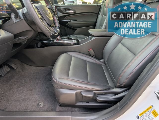 Used 2025 Summit White Chevrolet 2RS image 15