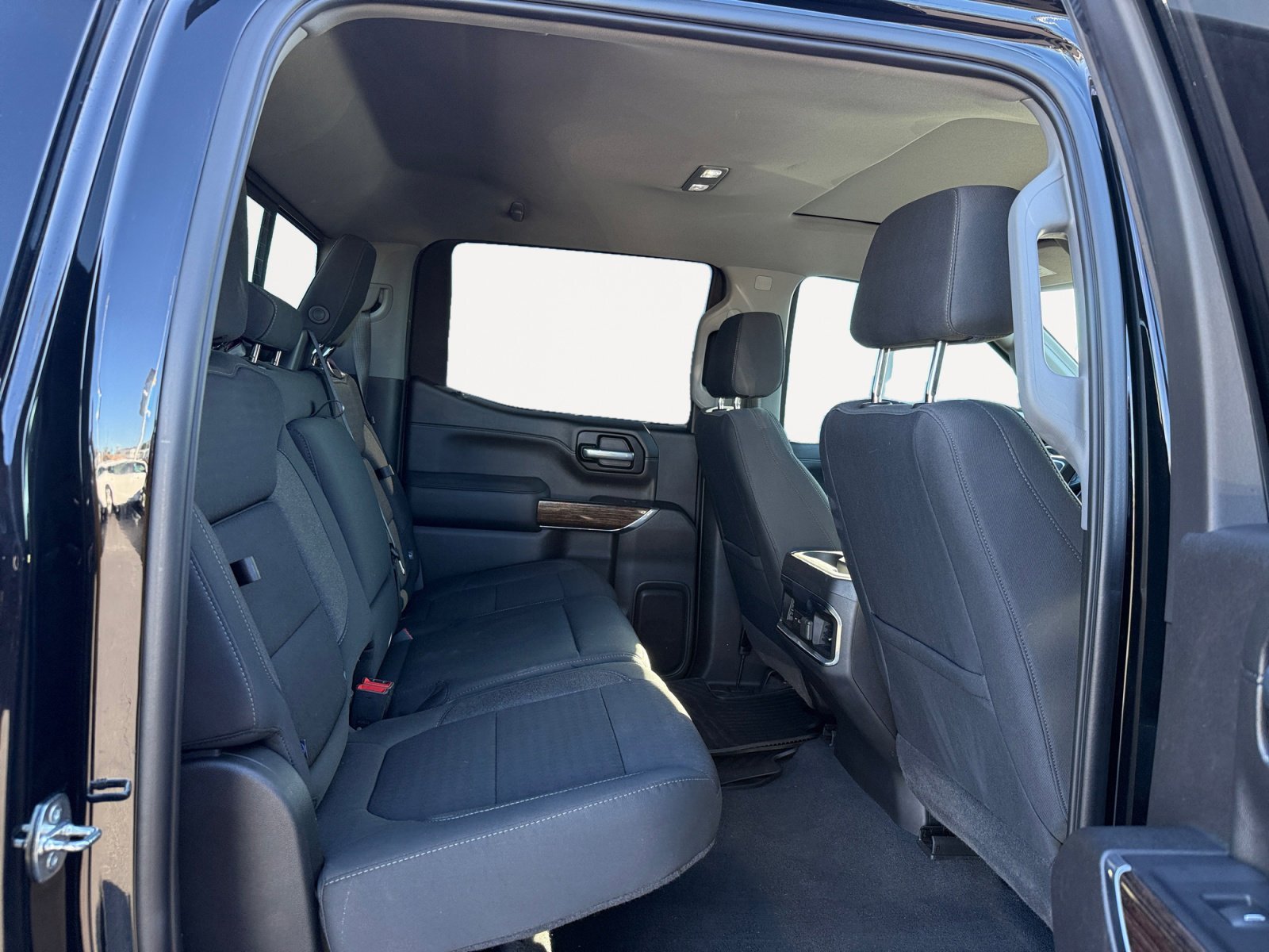 Used 2021 ONYX BLACK GMC Elevation image 18
