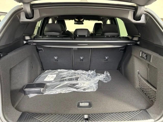 New 2026 Gray BMW M50 xDrive image 16