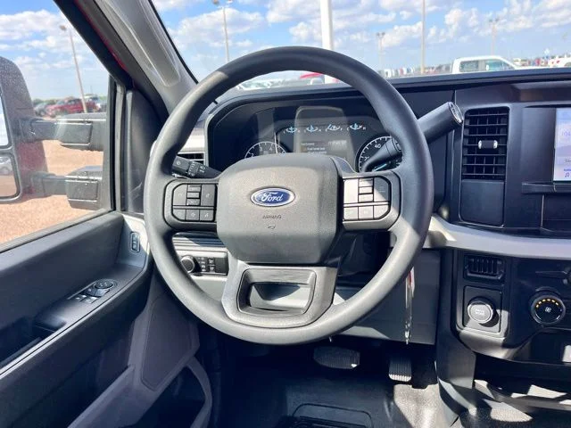 2026 Ford F-350 Super Duty XL - Photo 12