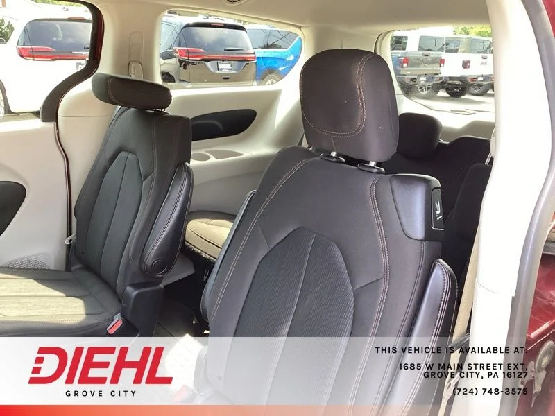 Used 2019 Red Chrysler Touring Plus image 15