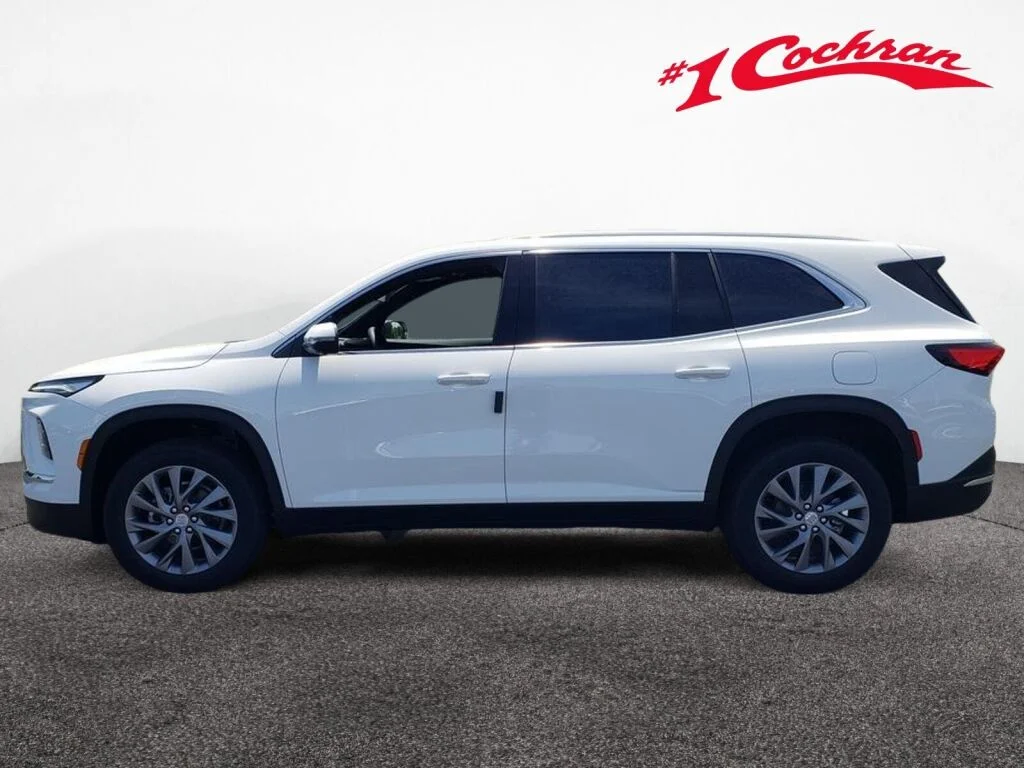New 2026 Summit White Buick Preferred image 4