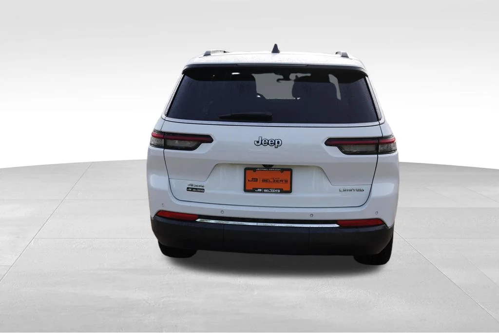 Used 2023 Bright White Clearcoat Jeep Limited image 8