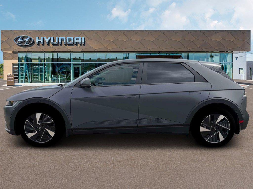 New 2026 Gray Hyundai SEL image 3