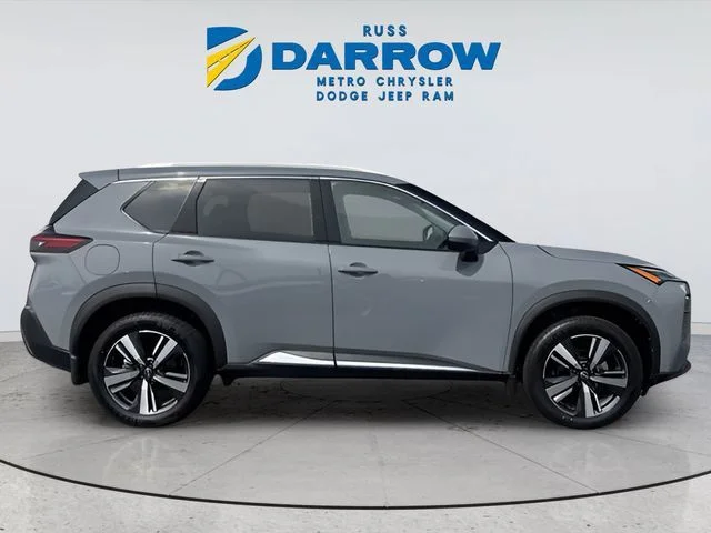 Used 2023 Gray Nissan SL image 6