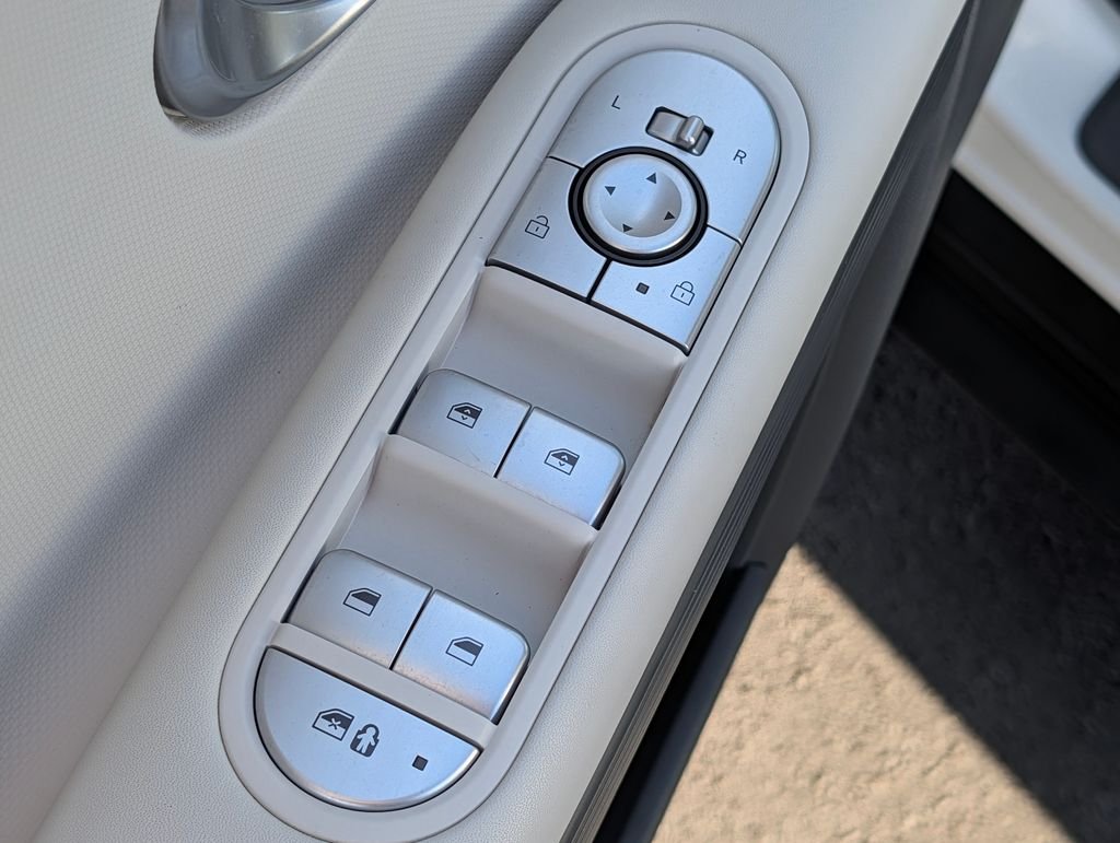 2024 Hyundai IONIQ 5 SEL - Photo 19