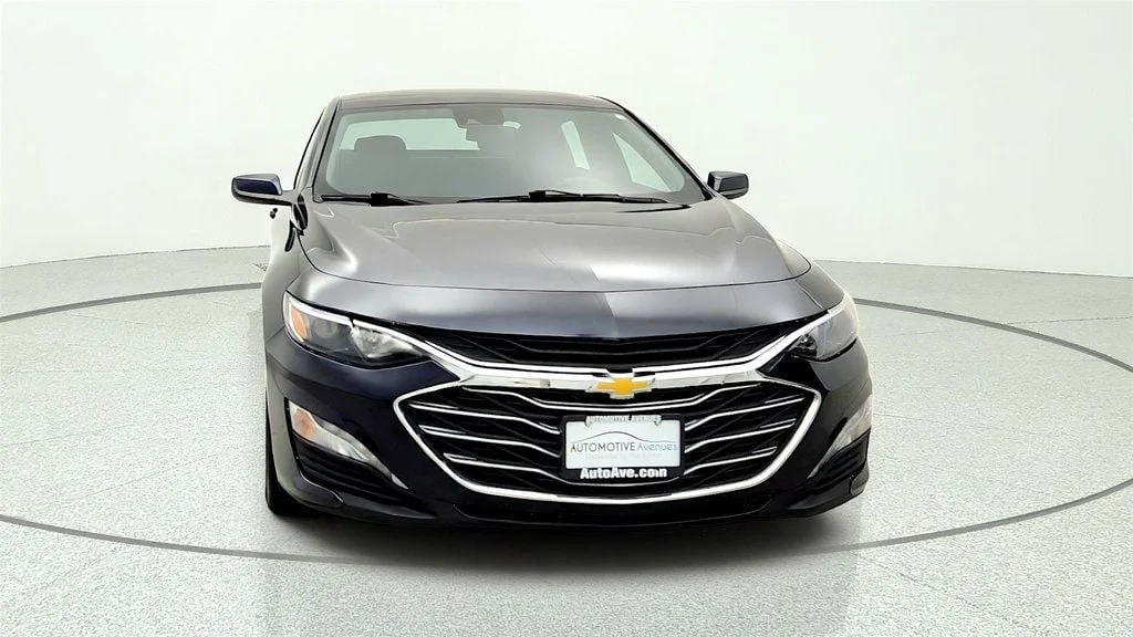 Used 2023 Not Specified Chevrolet 4dr Sedan 1LT image 2