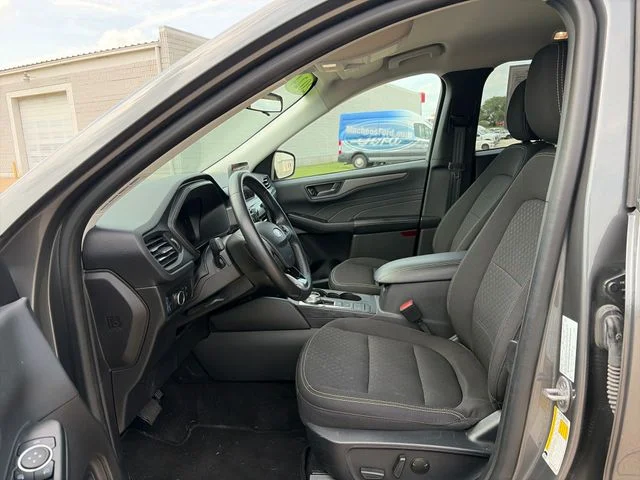Used 2024 Gray Ford Active image 10