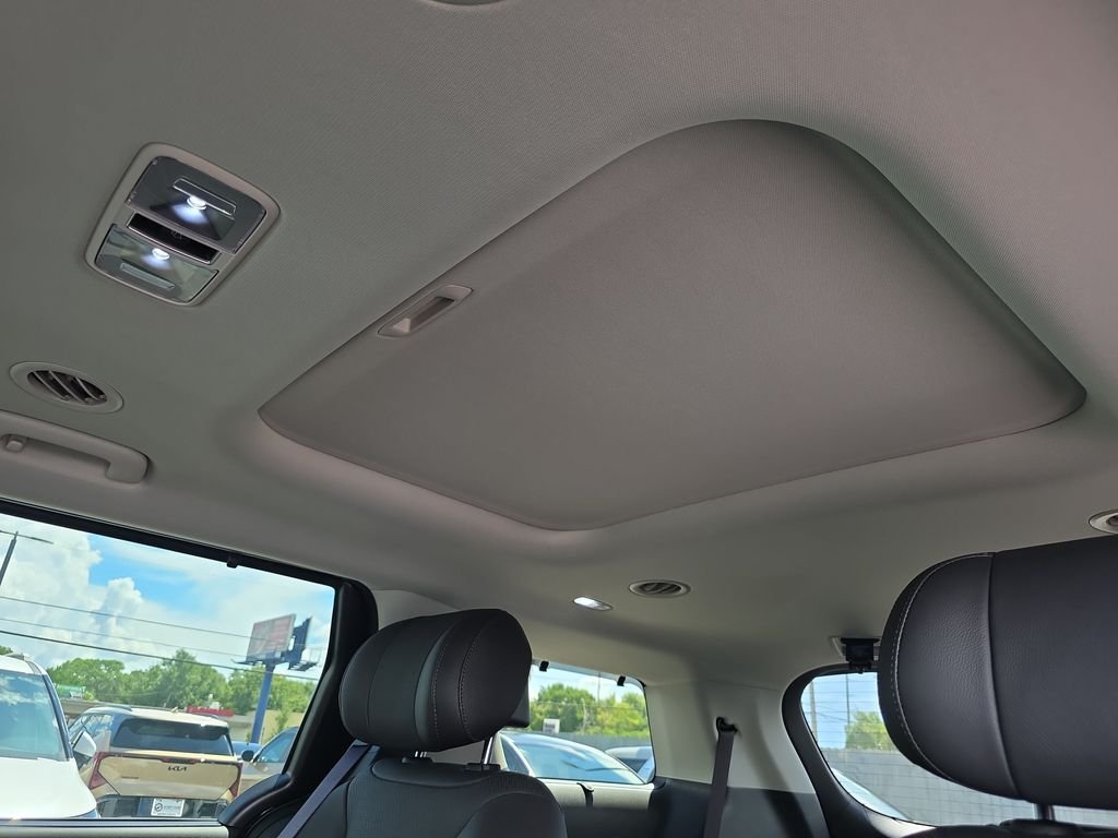 New 2026 Aurora Black Pearl Kia SX Prestige image 39