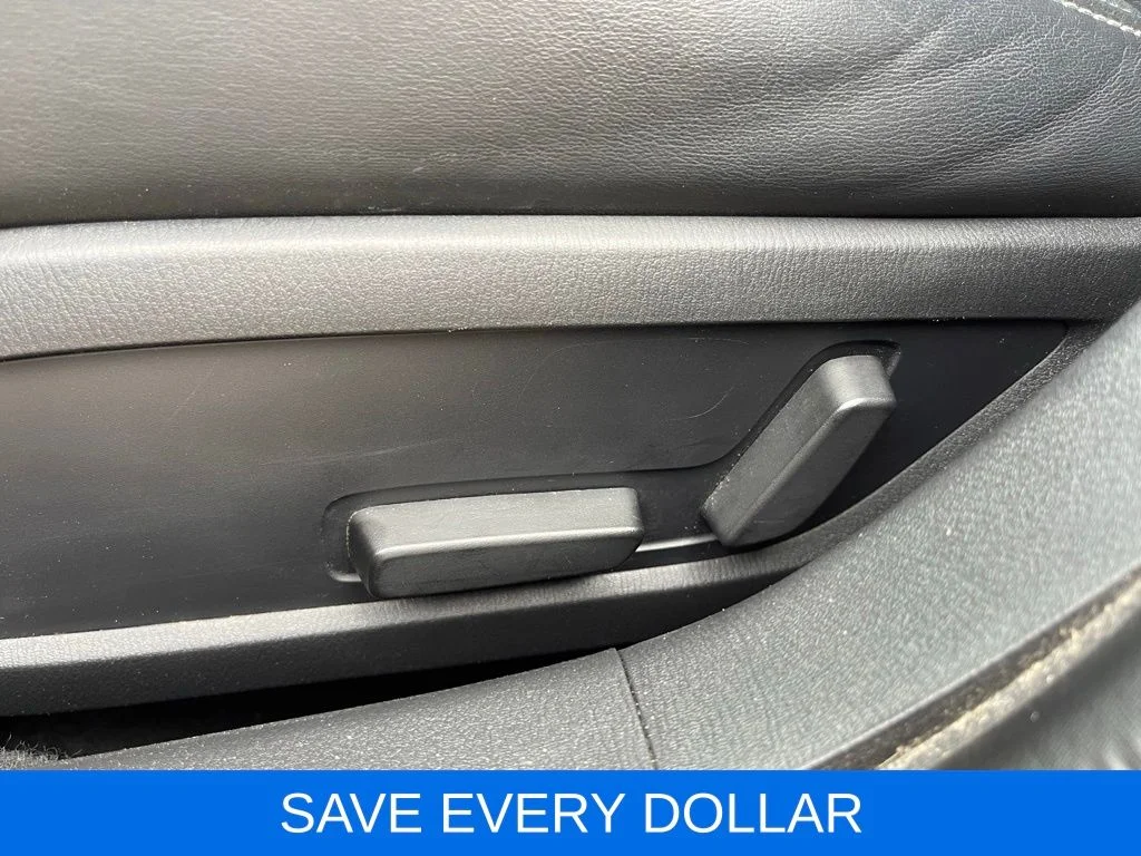 Used 2019 Red Mazda Grand Touring image 24