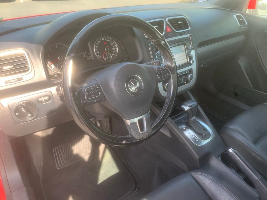 Used 2010 Salsa Red Volkswagen Komfort Edition image 16