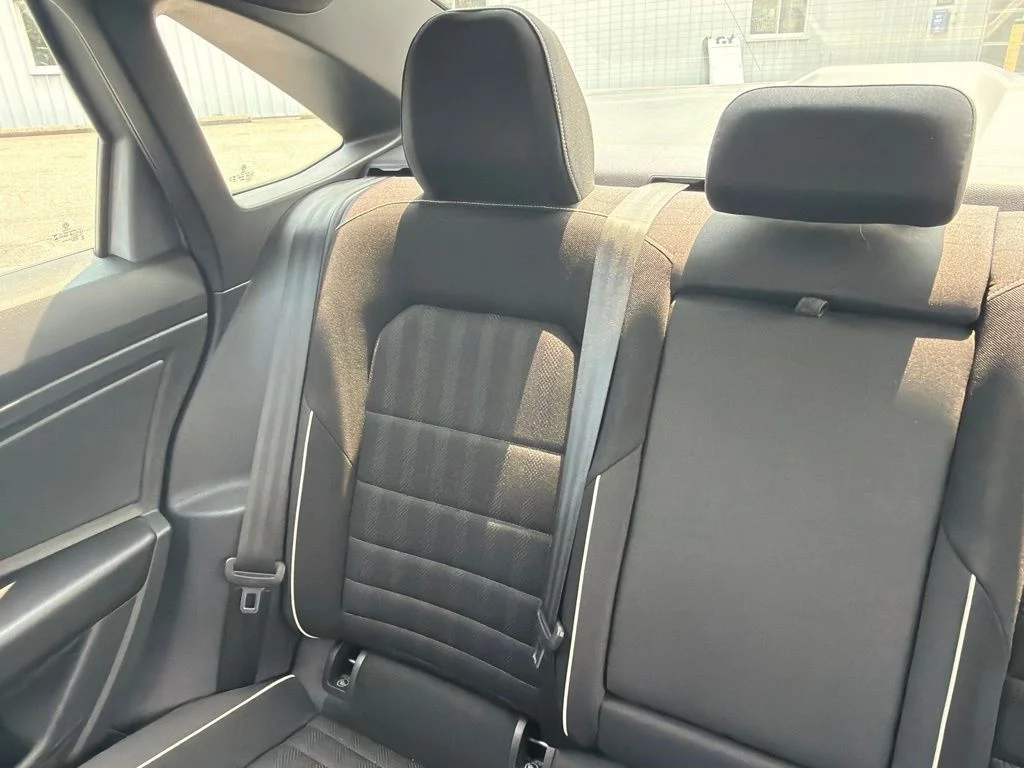 Used 2023 Silver Volkswagen 1.5T Sport image 12