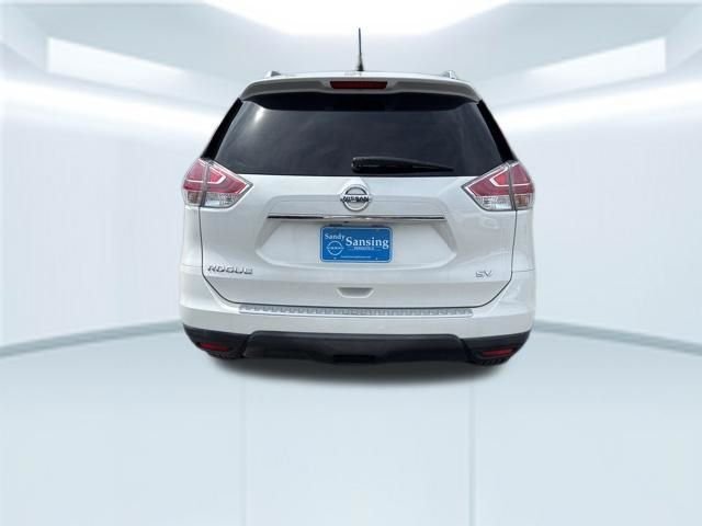 Used 2016 White Nissan SV image 7
