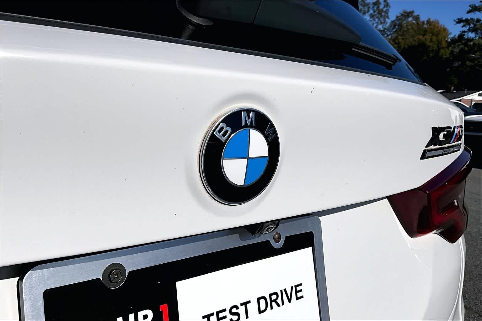 Used 2021 Alpine White BMW  image 30