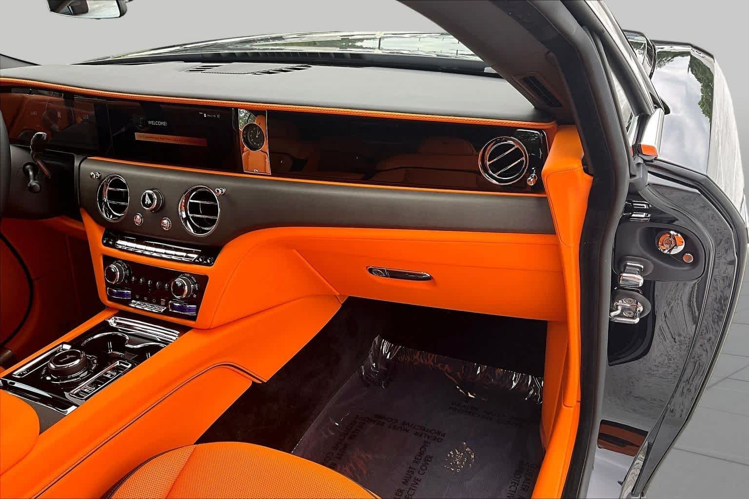 Used 2024 Black Diamond Rolls-Royce  image 17