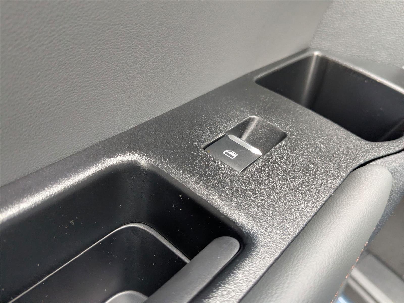 New 2026 Vapor Blue Metallic Ford Active image 26