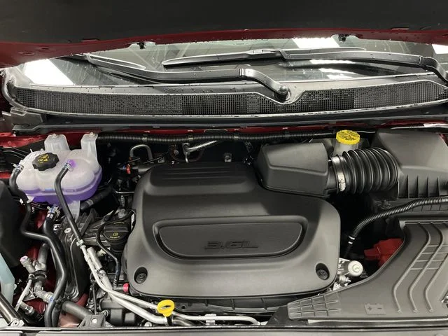 New 2026 Red Hot Pearl-Coat Exterior Paint Chrysler Limited image 41