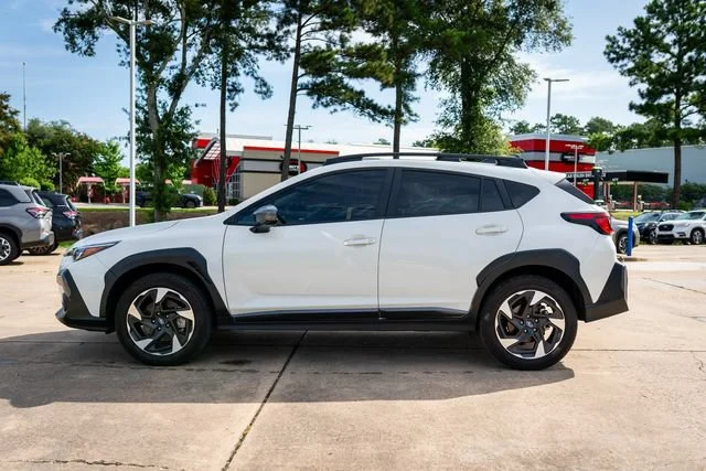 Certified Used 2025 Crystal White Pearl Subaru Limited image 2