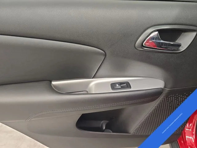 Used 2018 Redline 2 Coat Pearl Dodge SXT image 18