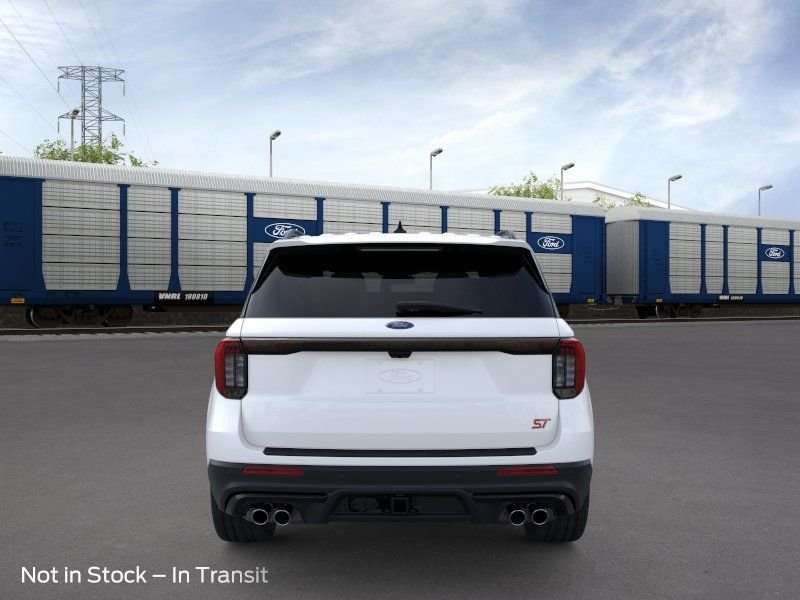 New 2026 Star White Metallic Tri-Coat Ford ST image 5