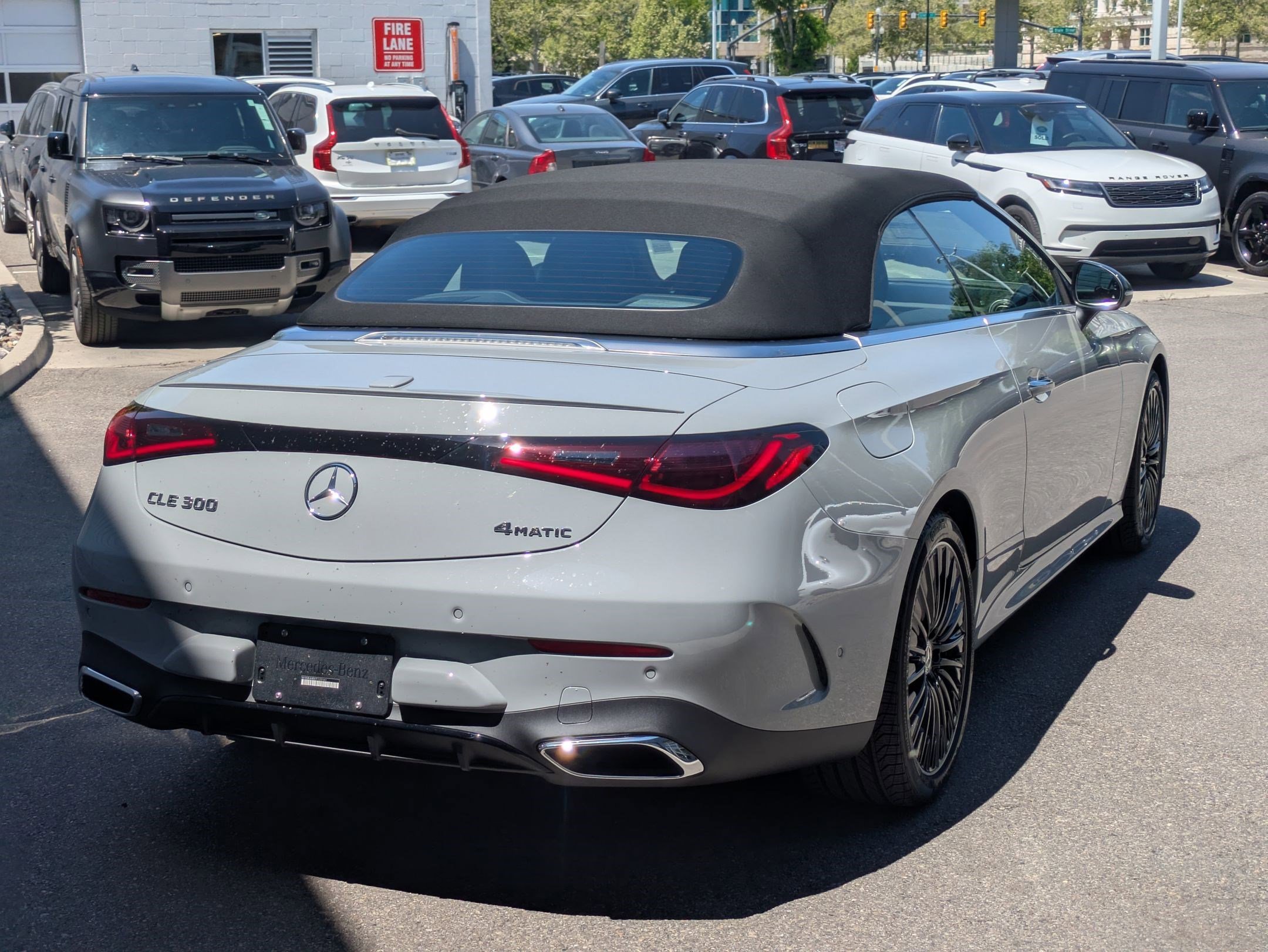 New 2026 MANUFAKTUR Alpine Grey Mercedes-Benz CLE 300 image 3