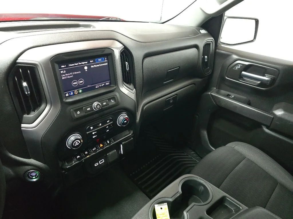 Used 2023 Red Chevrolet Custom image 25