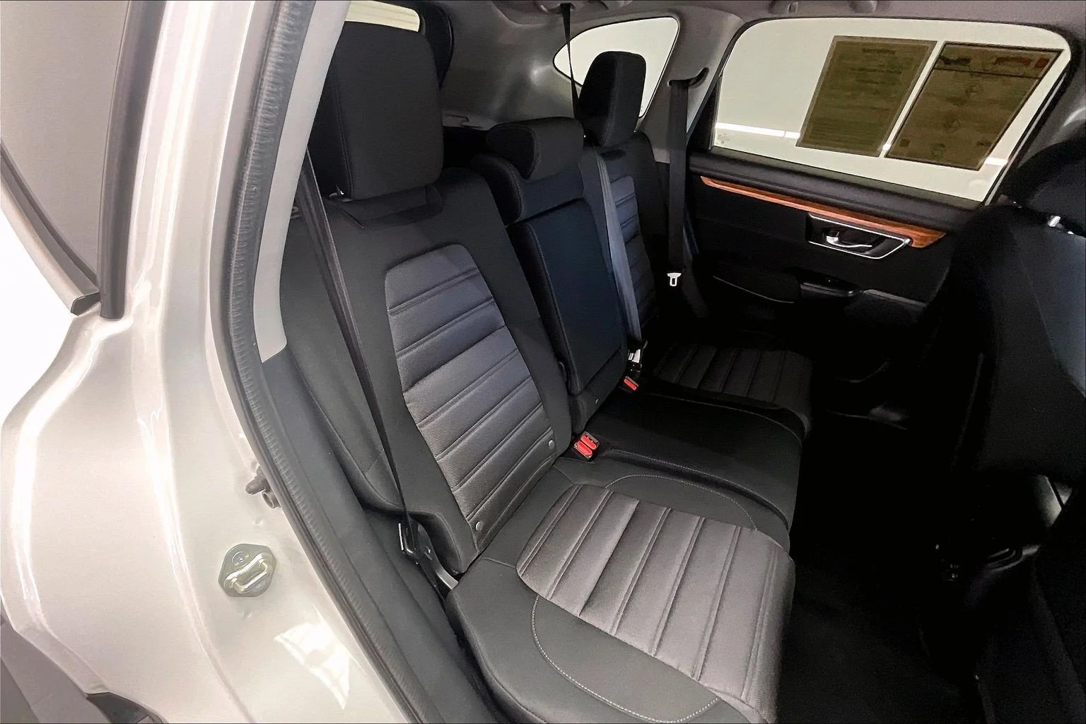 Used 2019 Platinum White Pearl Honda EX image 19