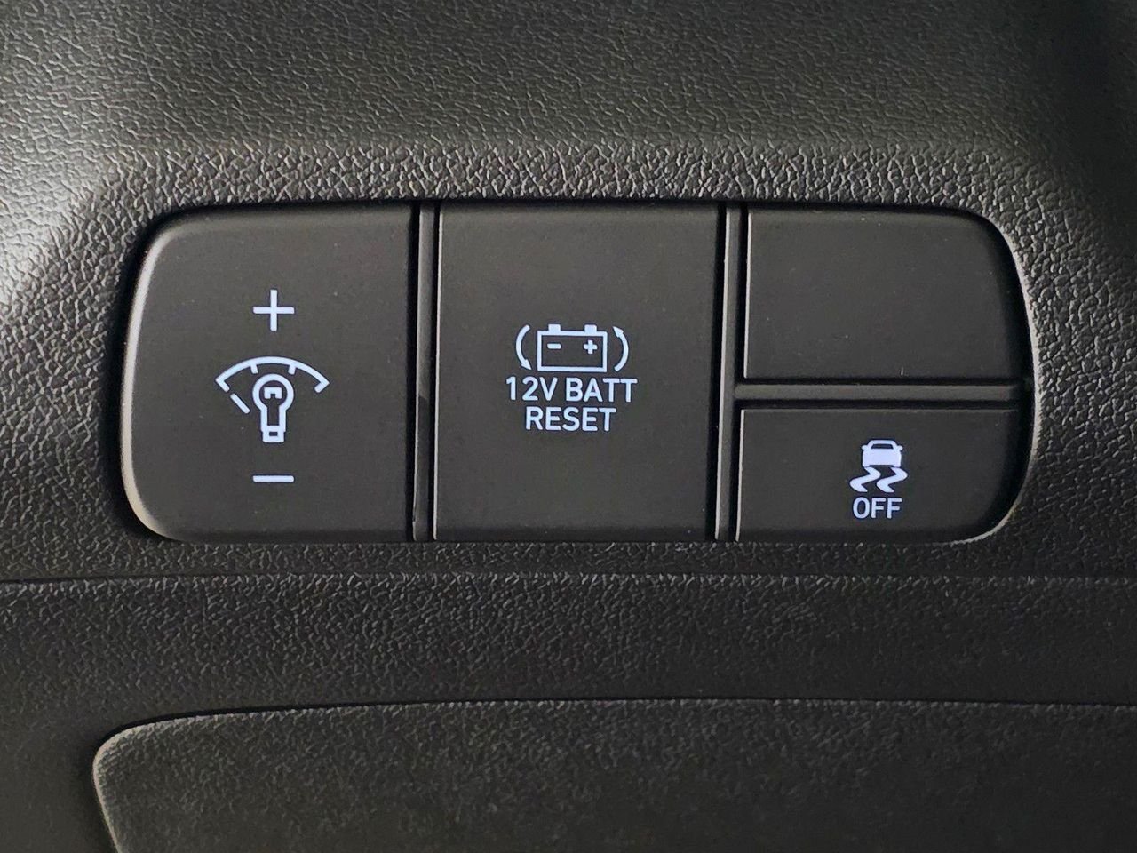 New 2026 Amazon Gray Hyundai Blue image 33