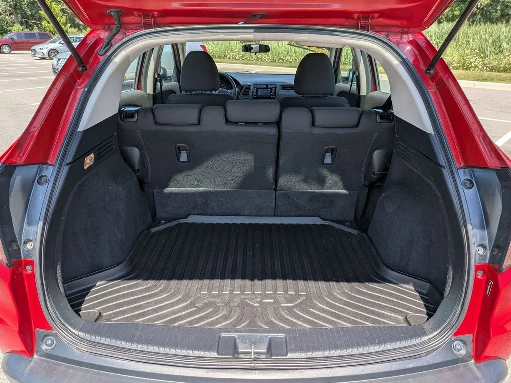 Used 2016  Honda LX image 23