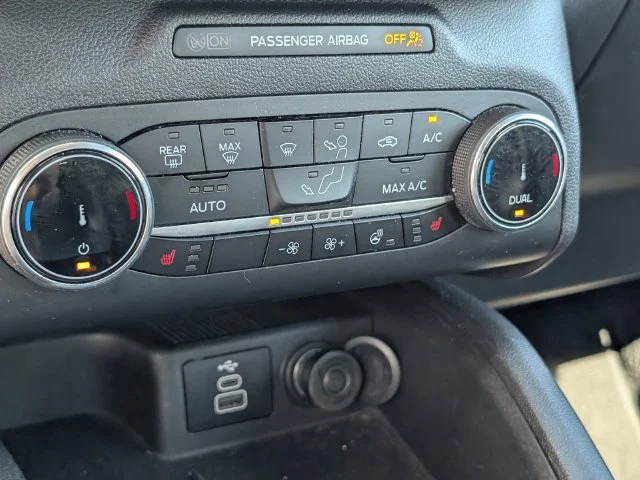 Used 2025 Gray Ford ST-Line Select image 23